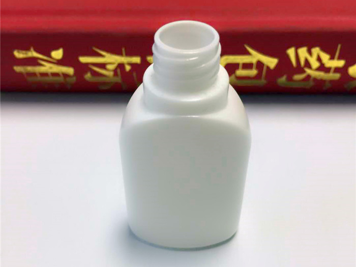 藥用（yòng）塑料瓶