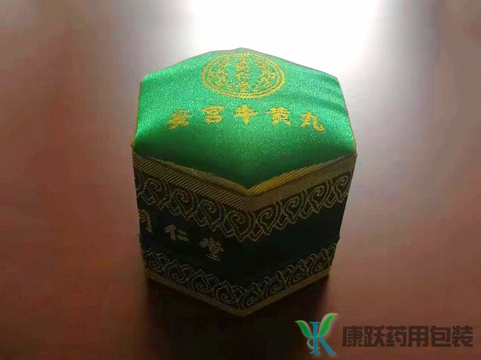 安宮（gōng）牛黃丸（wán）錦（jǐn）緞盒綠色（sè）